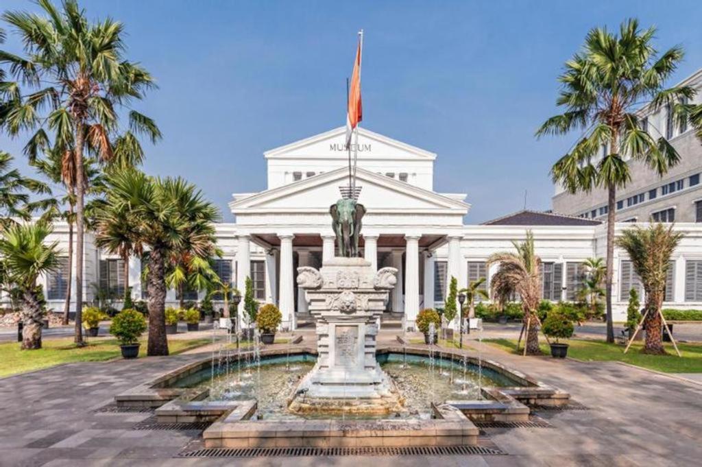 Oriental Residence Pasar Baru Jakarta Exterior photo